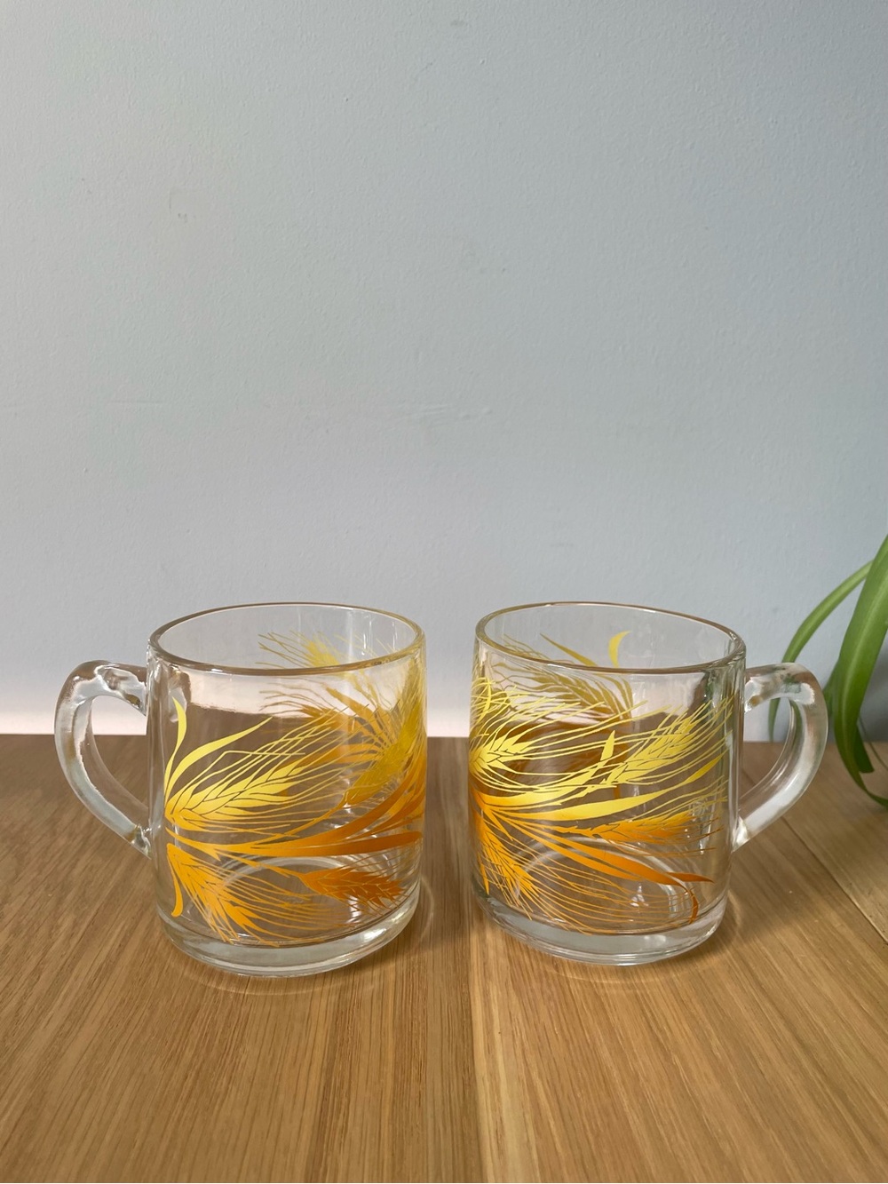 Vintage 1970s Libbey Golden Wheat Harvest Glass Mugs Set of 2